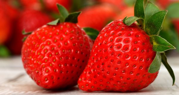 strawberries 3089148 1920